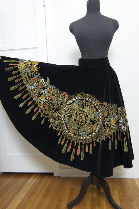 Print Skirts, Fairytale Fashion, 20th Century Fashion, Skirts And Dresses, Embroidered Skirt, And Dresses, Novelty Print, Fantasy Clothing, Fantasy Fashion