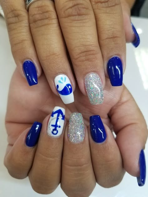 Nautical Theme Nails, Cruise Nails Bermuda, Alaskan Cruise Nail Designs, Alaskan Cruise Nails Ideas, Cruise Ship Nails Design, Sailor Nails Design, Royal Caribbean Cruise Nail Designs, Cruise Nails Alaska, Carnival Cruise Nails Designs