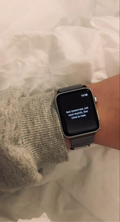 Apple Quotes, Apple Watch Fashion, Self Motivation Quotes, Cute Workout Outfits, Note To Self Quotes, Beige Aesthetic, Old Money Aesthetic, Self Quotes, Reminder Quotes