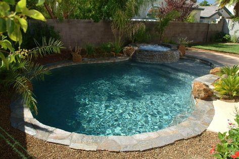 Pool Backyard Ideas, Small Pool Backyard, California Pools, Kleiner Pool Design, Pools For Small Yards, Freeform Pools, Plunge Pools, Pools Backyard Inground, Pool Backyard