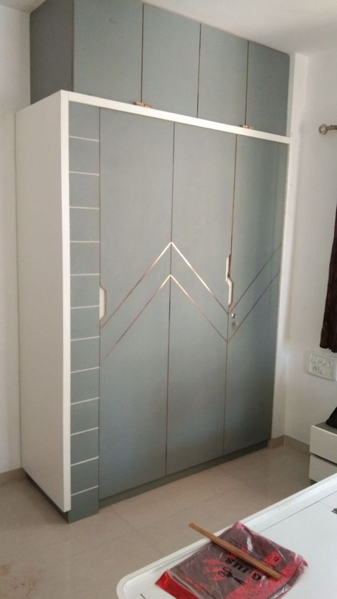 Wardrobe Design Bedroom Modern, Modern Wardrobe Design, Wardrobe Laminate, Wardrobe Laminate Design, Laminate Design, Sliding Door Wardrobe Designs, Wall Wardrobe Design, Wooden Wardrobe Design, Wall Wardrobe