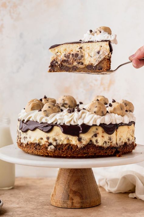 Chocolate Chip Cookie Dough Cheesecake, Ultimate Cheesecake, Cookie Dough Cheesecake, Cookie Cheesecake, Ultimate Chocolate Chip Cookie, Chocolate Chip Cheesecake, Cheesecake Factory, Cookie Crust, A Piece Of Cake