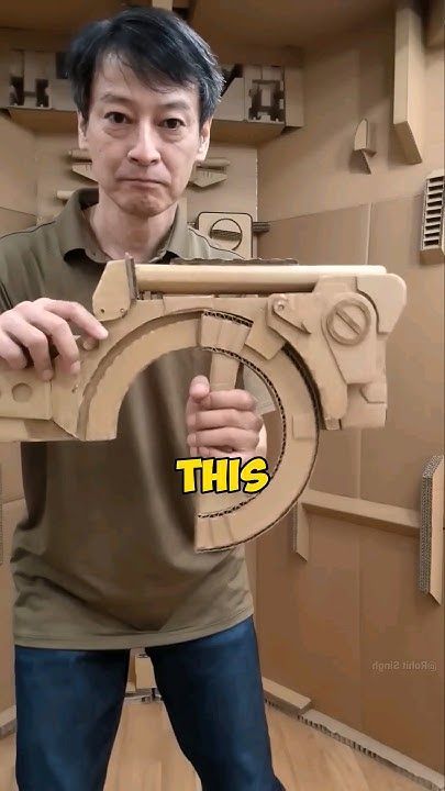 Military Diy, Diy Experiments, Army Bedroom, Cardboard Props, Cardboard Creations, False Information, Office Halloween, Mechanical Design, Cosplay Props