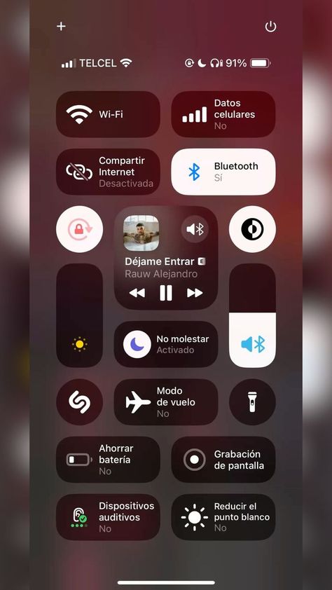 Iphone 11 Lockscreen Ideas, Iphone App Design Ideas, Clean Iphone Setup, Ios18 Control Center Ideas, Phone Organization Ideas Iphone, Iphone App Organization Layout, Control Center Iphone, Iphone Organization Screens Ideas, Organisation Iphone Apps