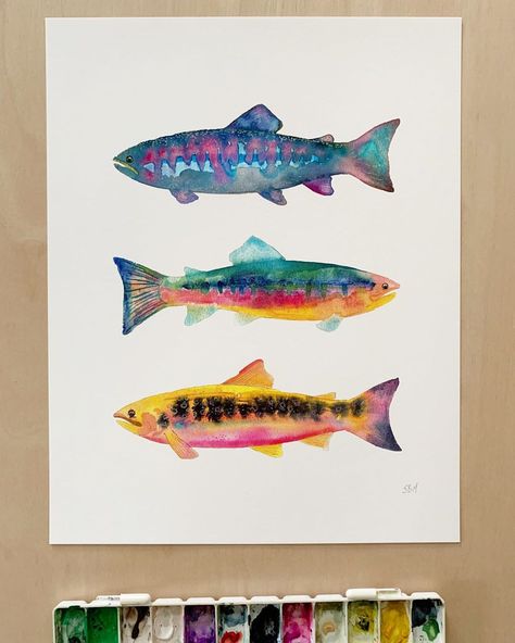 Instagram post by Sarah Martinez • Jan 14, 2020 at 11:45pm UTC Wc Ideas, Fish Watercolor, 3 Fish, Watercolor Fish, Watercolor Ocean, Watercolor Paintings Easy, Ocean Painting, Fish Painting, Colorful Fish