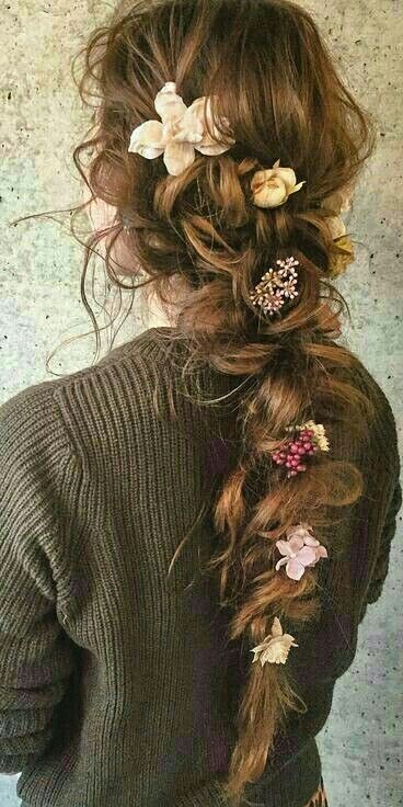 Girl with Curly Hair Braid hairstyle with flowers down her hair Medieval Hair, Medieval Hairstyles, Flower Braids, Flowers In Her Hair, Fairy Hair, Wedding Hair And Makeup, Aesthetic Hair, Hair Dos, Bride Hairstyles