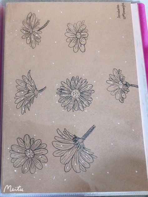 Drawing Flowers From Different Angles, Simple Flower Drawing, Drawing Flowers, Flower Sketches, Sketch Ideas, Different Angles, Simple Flowers, Mini Canvas Art, Mini Canvas