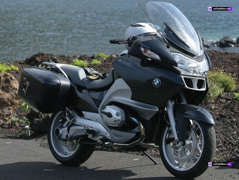 BMW R1200RT 2011 #4 Bmw Touring Bike, Outfits To Wear To Work, Bmw R 1200 Rt, Bmw Motorbikes, Date Outfit Ideas, Bmw Touring, Bmw R1200rt, Touring Motorcycles, Bmw Boxer