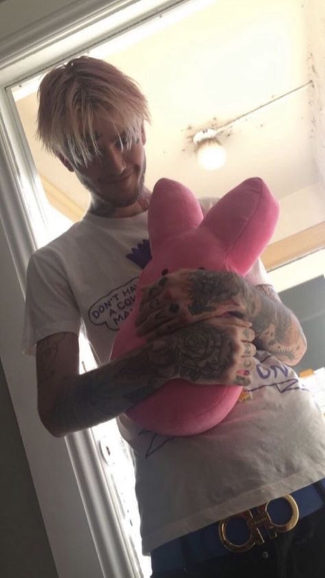 Lil Peep Wallpaper, Peep Wallpaper, Lil Pump, We Heart It, Wallpapers, Tumblr, Tattoos, Travel