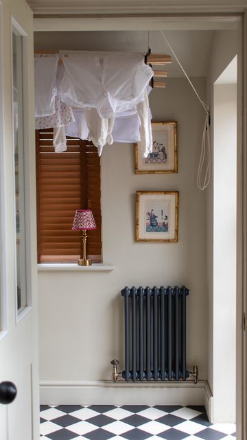 Kerry Villers on Instagram: "Our utility room is very small, so we try to make the best use we can of every inch of space. We were constantly tripping over our floor standing clothes airer, so we hunted down a ceiling hung one on Amazon and it’s the perfect solution! It was a breeze to install, and I’ll link it on my stories for anyone who’d like to take a look 💫 #homehacks #interiordesign #homedecor #laundryroom #utilityroom #interiordesignideas #homedesign" Kerry Villers, Utility Room, Home Hacks, Laundry Room, Ceiling, House Design, Flooring, Good Things, Interior Design