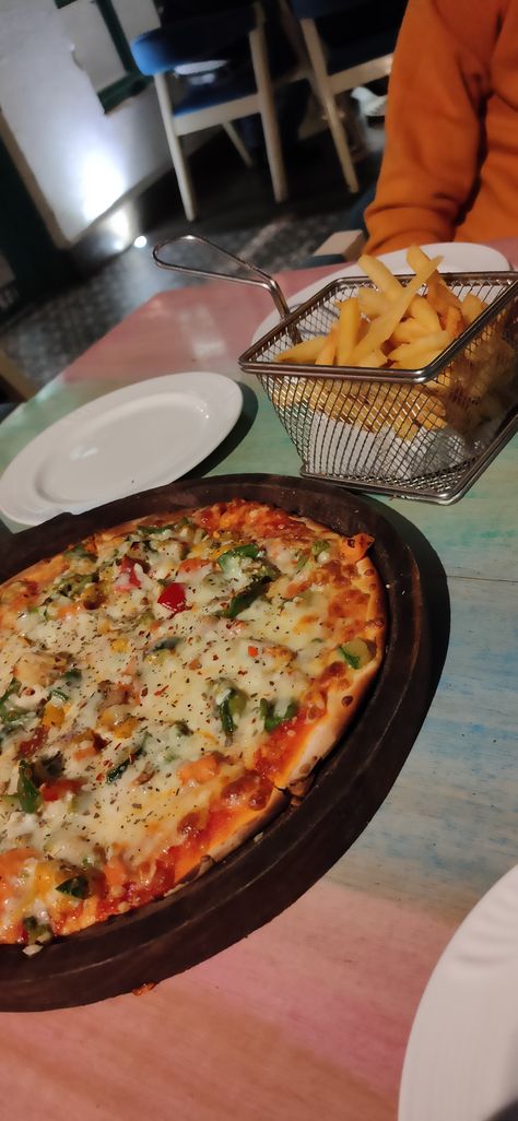 Pizza French Fries, Pizza And Fries, Pizza Hut, French Fries, Pizza, Quick Saves, Chips, Pizzas