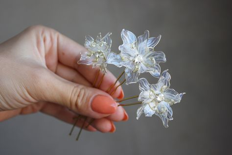 Bts Jewelry, Gold Hair Pins, Decorative Hair Combs, Edelweiss Flower, Gold Hair Pin, Prom Accessories, Fairy Jewelry, Hair Fork, Wedding Hair Flowers