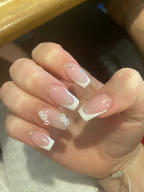 Luminary Nails French Tip, French Manicure Nail Designs, Gold Acrylic Nails, Spring Acrylic Nails, Diy Acrylic Nails, Summery Nails, Girly Acrylic Nails, Basic Nails, Work Nails