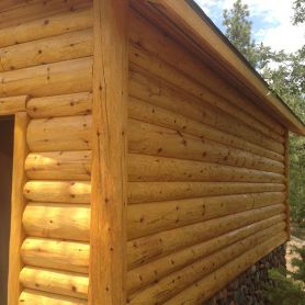 Log Siding Exterior, Shed Roof Cabin, Log Cabin Siding, Log Homes Exterior, How To Build A Log Cabin, Timber Logs, Log Cabin Ideas, Log Siding, Chalet Design