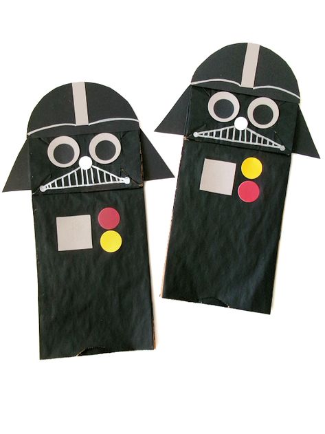 Paper Bag Darth Vader Craft Star Wars Toddler Crafts, Star Wars Puppets, Darth Vader Craft, Star Wars Activities For Kids, Star Wars Crafts For Kids, Star Wars Craft, Star Wars Gift Bags, Star Wars Kids Crafts, Diy Star Wars Gifts