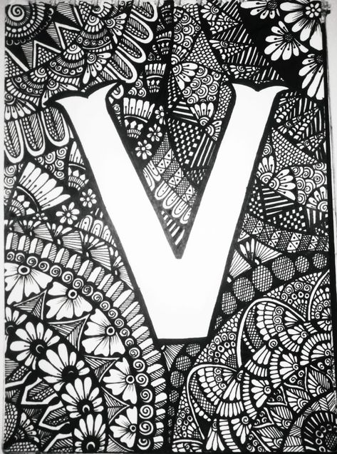 V Letter Drawing, V Mandala Art, Sketch Images, Easy Mandala, Easy Mandala Drawing, Design Pattern Art, Pencil Sketch Images, Simple Mandala, Fancy Letters