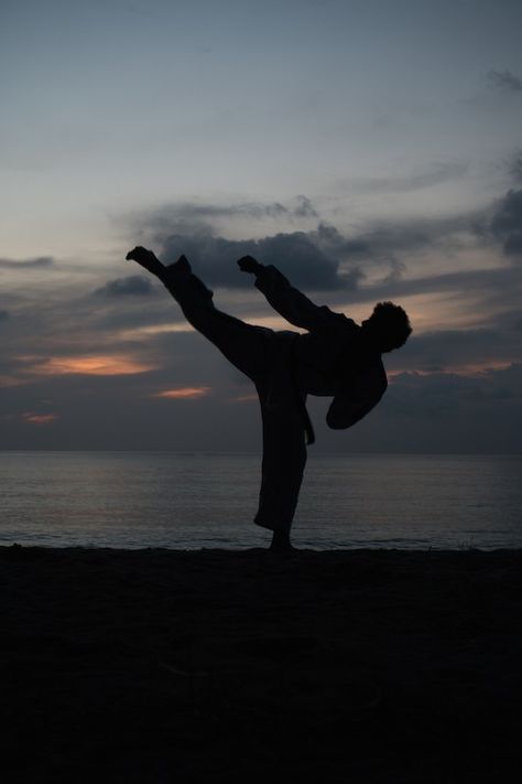 Black Belt Taekwondo Aesthetic, Tkd Taekwondo, Black Belt Taekwondo, Karate Boy, Black Belt Karate, Kyokushin Karate, Shotokan Karate, Karate Martial Arts, Mental And Physical Health