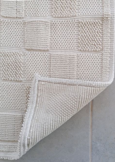 Natural Cotton Mediterranean Bath Mat Anti Slip Recycled Cotton Bath Mat 50x 80cm / 60 X 100cm 80x150cm - Etsy Turkish Bath Mat, Neutral Bath Mat, Aesthetic Bath Mat, Bathmat Runner, Small Bathroom Rug Ideas, Bathroom Rug Placement, Bathroom Rugs Ideas Master, Bathmat Ideas Bathroom, Bathroom Mats Decor Bath Rugs