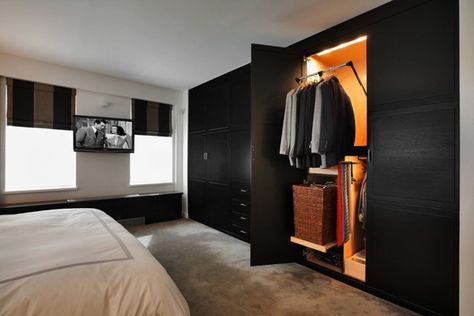 excuse me but is this a closet that lowers so you can reach the top rack? yes please! Wardrobe In Front Of Bed, Bedroom Wardrobe Design, Contemporary Bedrooms, Custom Closet Design, Box Bedroom, Apartment Makeover, Transitional Bedroom, Wall Closet, Build A Closet