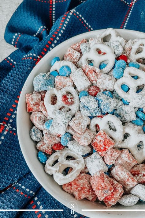 Day Puppy Chow recipe was different from my classic recipe because I wanted it to be colorful and festive in red, white, and blue. Continue reading to make this festive, Patriotic Puppy Chow. Patriotic Puppy Chow, Memorial Day Dessert, Patriotic Puppy, Puppy Chow Recipe, Memorial Day Desserts, Yogurt Covered Raisins, White Chocolate Covered Pretzels, Chow Recipe, Puppy Chow Recipes