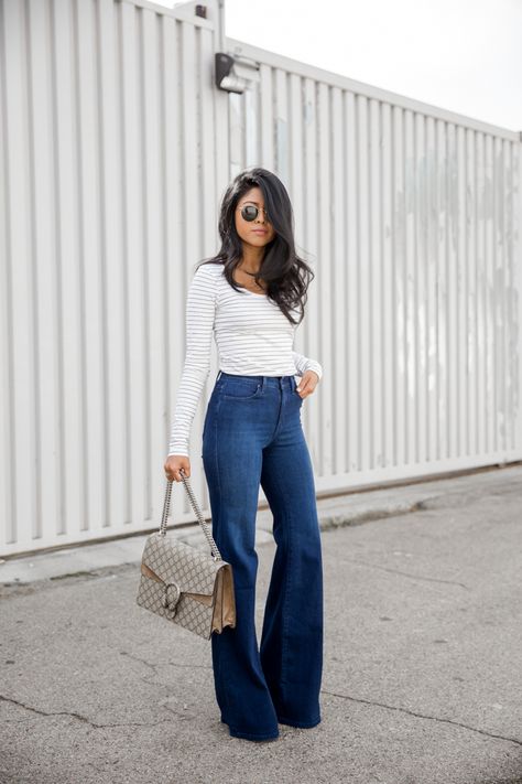 HIGH RISE FLARES - Walk In Wonderland High Waisted Flare Jeans Outfit, Flair Jeans Outfit, Flare Jean Outfit, Flare Jeans Outfit, Jeans Trend, High Waisted Jeans Vintage, Flair Jeans, High Waisted Flare Jeans, High Waisted Flares