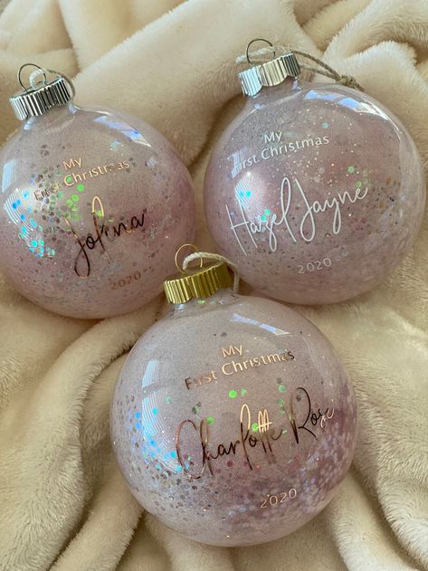 2022 Baby's First Christmas Ornament Pink - Etsy Canada Personalized Ornaments Diy Cricut, Pink Diy Ornaments, Acrylic Christmas Decorations, Custom Ornament Ideas, Christmas Ornaments Diy Cricut, Diy First Christmas Ornament, Christmas Ornament Cricut, Christmas Ornaments Cricut, Cricut Christmas Ornaments