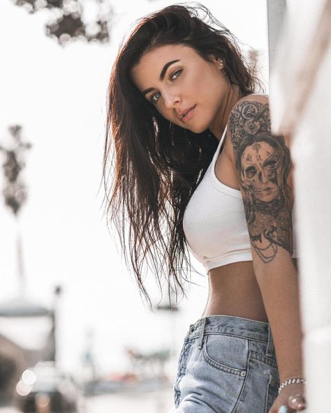 Kylie Rae Kylie Rae, Beautiful Tattoos For Women, Tattoed Women, Fitness Tattoos, Inked Babes, My Mouth, Inked Girls, Model Poses, Fit Girl