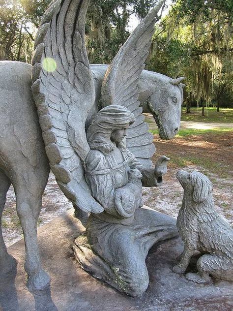 Pet Cemetary, Grave Monuments, Cemetery Statues, Pet Cemetery, Forest Elf, Cemetery Art, Memento Mori, Fallen Angel, Welcome Home