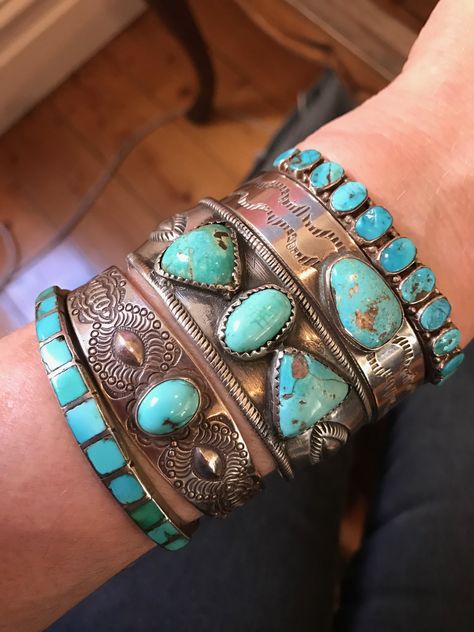 Vintage Navajo Jewelry Leather, Vintage Navajo Jewelry Value, Turquoise Jewelry Outfit, Vintage Navajo Jewelry Indie And Harper, Turquoise Jewelry Necklace, Navajo Silver Jewelry, Navajo Turquoise Jewelry, Vintage Native American Jewelry Stone, Turquoise Stone Jewelry