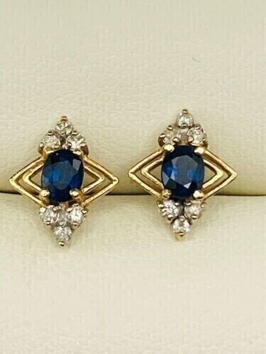 Sapphire jewelry