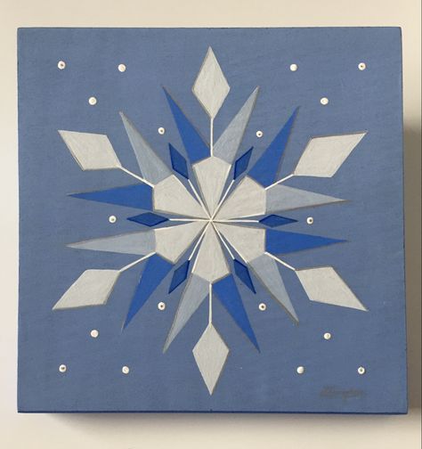 Snowflake Barn Quilt, Winter Barn Quilts, Christmas Barn Quilts, Quilt Snowflake, Pennsylvania Dutch Art, Quilt Painting, Quilt Boards, Quilts Christmas, Christmas Barn