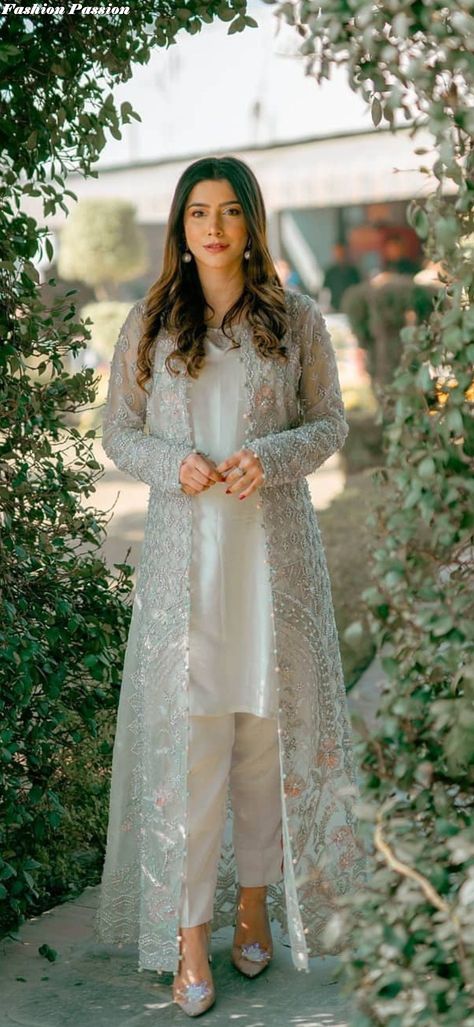 Top Treading Fancy Dresses For More Designs Click on our YouTube link...? Dress Design Pakistani, Pakistani Party Wear Dresses, Party Wear Gowns, Pakistani Fancy Dresses, Beautiful Pakistani Dresses, Salwar Kamiz, Fancy Dresses Long, Eid Dresses, Dress Design Patterns