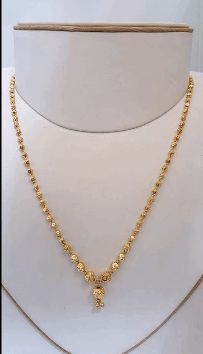 Latest Gold Chain Designs Under 20 Grams Weight - K4 Fashion 4 Grams Gold Necklace, 20grams Gold Necklace Indian, Kurti Blouse, Gold Neck Chain, Jewelry Anklets, Gold Jewelry Simple Necklace, Gold Mangalsutra Designs, Gold Chain Design, Gold Necklace Indian Bridal Jewelry