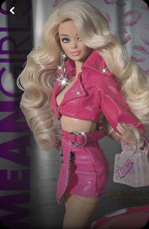 Giveaway Coming Soon, Barbie Things, Dolls Ideas, Mermaid Toys, Damian Priest, Barbies Pics, Custom Barbie, Barbie Sets, Barbie Wardrobe