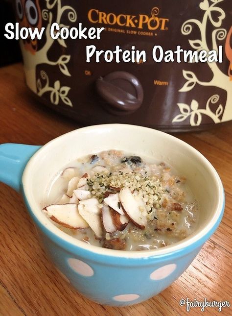 Slow Cooker Protein Oatmeal - fairyburger Crockpot Oatmeal, Oatmeal How To Make, Slow Cooker Oatmeal, Protein Oatmeal, Cheap Clean Eating, Foodie Friday, Fit Foodie, No Calorie Foods, Crock Pot Slow Cooker