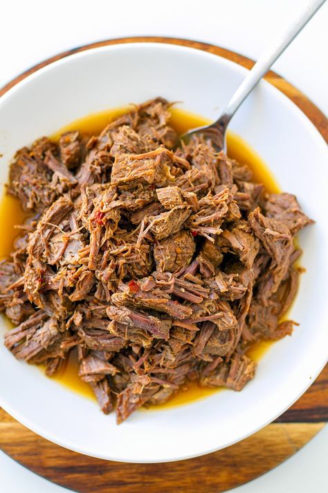 Instant Pot Shredded Beef Recipe | Gluten-free, Paleo, Whole30-Friendly #instantpot #instantpotrecipes #beef #shreddedbeef #beefrecipes #paleo #glutenfree #mealprep Shredded Beef Recipes, Pulled Beef, Balsamic Beef, Shredded Beef, Ninja Foodi, Sweet Sauce, Roast Recipes, Batch Cooking, Pot Roast