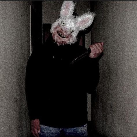 Killer Bunny Costume, Killer Bunny, Bunny Costume, Cute Halloween Costumes, Halloween Masks, Cute Halloween, Easter Eggs, Halloween Costumes, Mask