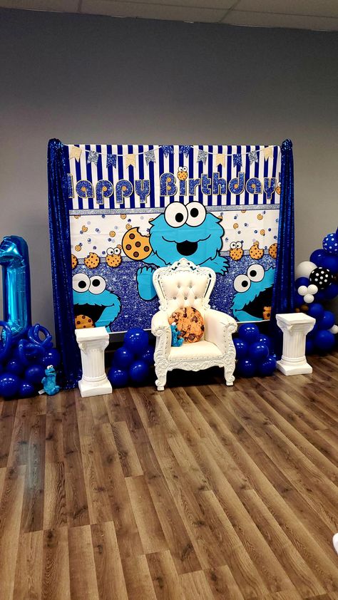 Cookie Monster 1st Birthday Backdrop, Cookie Monster 1st Birthday Decorations, Cookie Monster Backdrop, Cookie Monster Baby Shower Ideas, Cookie Monster Party Favors, Cookie Monster 1st Birthday, Baby Shower Reveal Ideas, Sesame Street Birthday Party Ideas Boy, Baby Cookie Monster