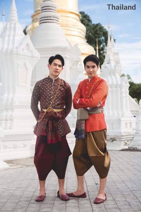 Thai Mens Fashion, Thai Costume Traditional, Ayutthaya Thailand Outfit, Thai Outfits Traditional, Thai Clothes Traditional, Thailand Traditional Clothes, Thailand Clothes, Thailand Traditional Dress, Thai Outfits