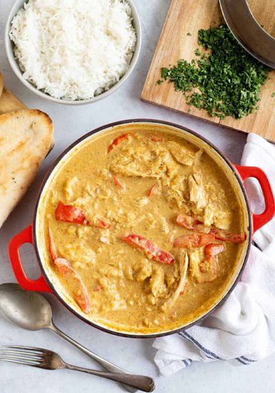 9 Recipes That Make The Most Of Leftover Chicken Roast Chicken Curry, Leftover Chicken Curry, Recipe Using Leftover Chicken, Roast Chicken Seasoning, Chicken Leftovers, Leftover Roast Chicken, Chicken Panini Recipes, Panini Recipes Chicken, Chicken Curry Recipe Easy