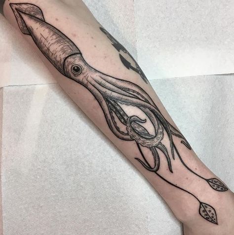 Squid Arm Tattoo, Squid Hand Tattoo, Giant Squid Tattoo, Squid Tattoo Design, Parker Tattoo, Octopus Tattoo Sleeve, Squid Tattoo, Tattoo Van, Monster Tattoo