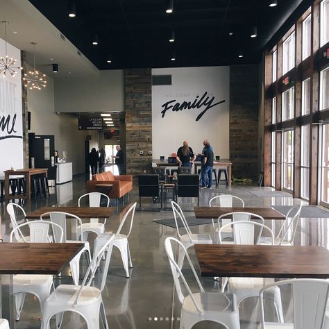 New Life Church Searcy -  Church Lobby - Environmental Design - Interior Design -  Reclaimed Wood Wall Church Lobby Design, Church Foyer, Church Lobby, Church Building Design, Foyer Furniture, Lobby Ideas, Coffee Bar Ideas, Old House Interior, Church Interior Design