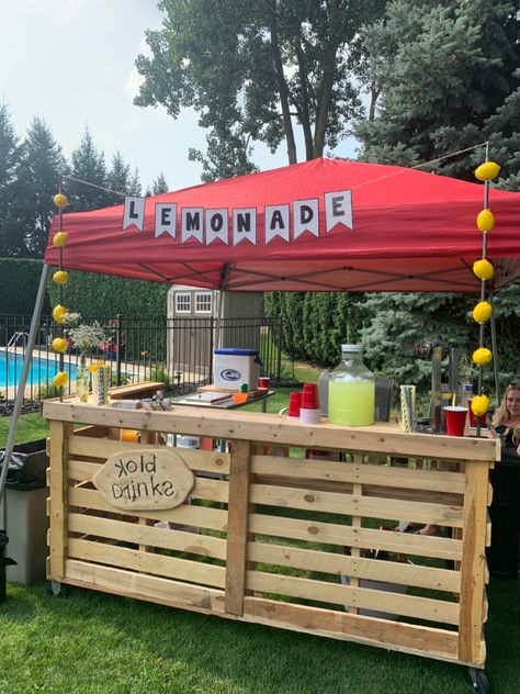 Lemonade Stand Aesthetic, Lemonade Booth, Lemonade Business, Anime Club, Grad Party Ideas, Lemonade Stand, Summer Bucket List, Summer Inspo, Summer Bucket