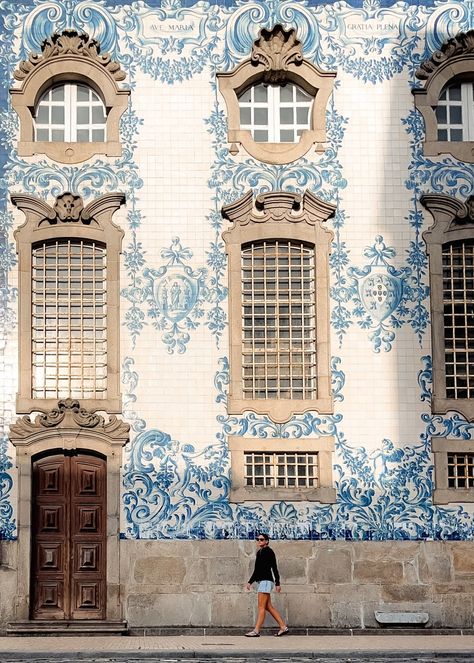 Camino de Santiago: What to Expect — Moore Misadventures Itinerary Planning, Good Color Combinations, White Building, Blue And White China, Travel Beach, Blue Willow, White Tiles, Love Blue, White Decor