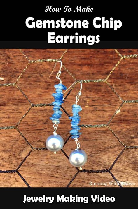 Chip Bead Jewelry, Chip Jewelry, Chip Earrings, Handmade Crystal Jewelry, Beads Designs, Jewerly Making, Beading Ideas, Make Your Own Jewelry, Spiral Earrings