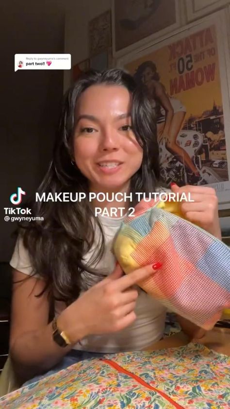 Makeup Pouch Tutorial, Diy Makeup Pouch, Makeup Bag Tutorial, Pola Macrame, Diy Makeup Bag, Bag Sewing Patterns, Sewing Guide, Easy Diy Clothes, Handbag Sewing Patterns