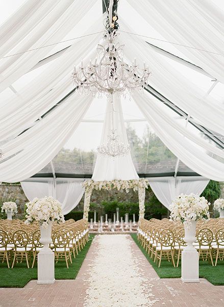 Fairytale Wedding Reception, Florals Bridesmaids, Vineyard Wedding Decor, Vineyard Wedding Venue, Ceremony Photography, Napa Valley Wedding, Classic Party, All White Wedding, Luxury Wedding Venues