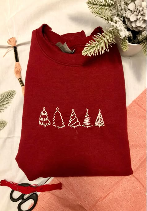 Cricut Christmas Sweatshirts, Hand Embroidered Christmas Sweater, Christmas Embroidery Sweatshirts, Christmas Sweater Embroidery, Sweatshirt And Shirt Outfit, Outfit Ideas Shirt, Embroidery Christmas Gifts, Shirt Outfit Ideas, Shirt Design Ideas