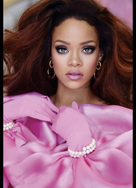 pinterest: hezzprice Rihanna Pink, Rihanna Photoshoot, Opera Gloves, Rihanna Fenty, Pink Makeup, Fly Girl, The Opera, Bad Girl, Rihanna