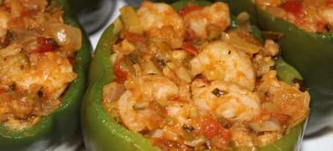 Shrimp stuffed peppers, with no rice needed. These peppers are delicious even without the rice. Shrimp Stuffed Bell Peppers, Shrimp Stuffed Peppers, Cajun Recipes Authentic, Zucchini And Tomatoes, Rice Shrimp, Stuffed Bell Pepper, Shrimp Stuffed, Fried Turkey, Bell Pepper Recipes